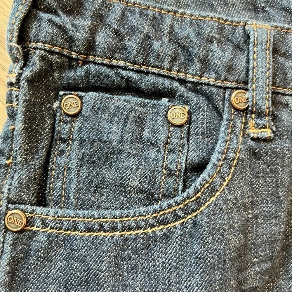 One Teaspoon Dark Wash Jeans - Picture 4 of 7